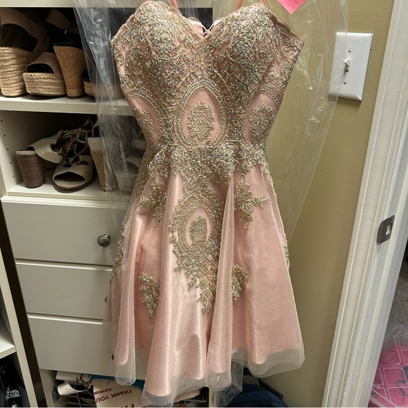 Camille La Vie Beaded Mini Dress - Picture 4 of 10